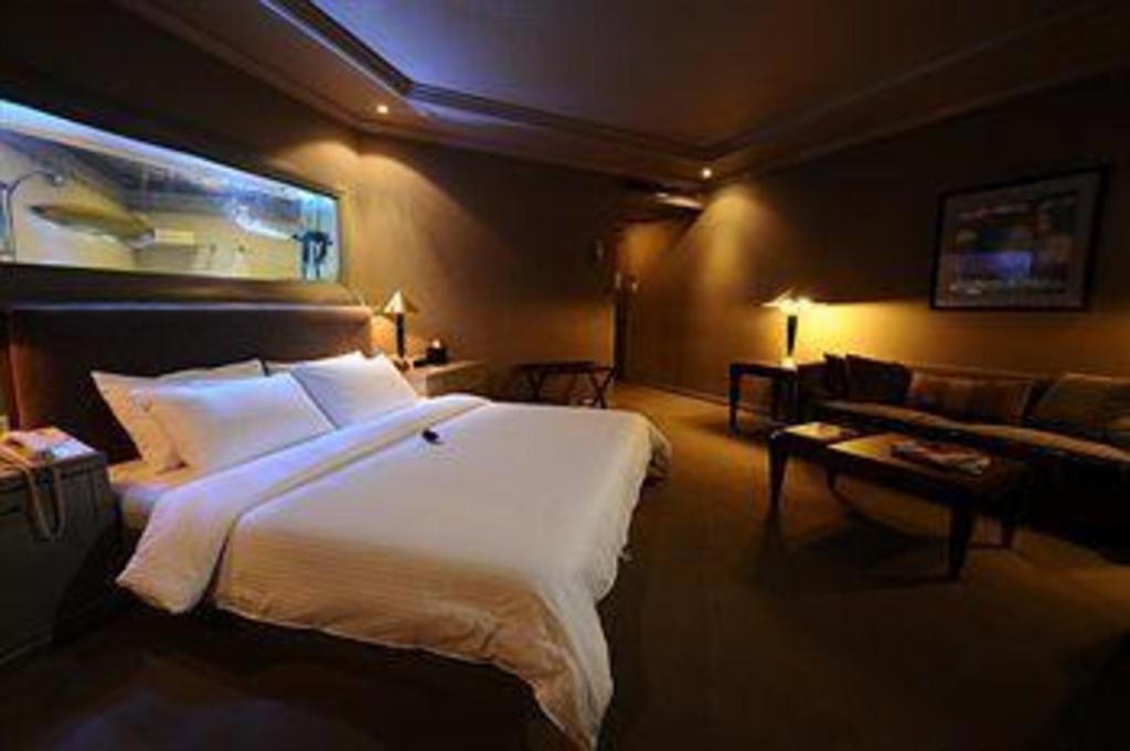 Casa Leticia Boutique Hotel Davao Екстер'єр фото