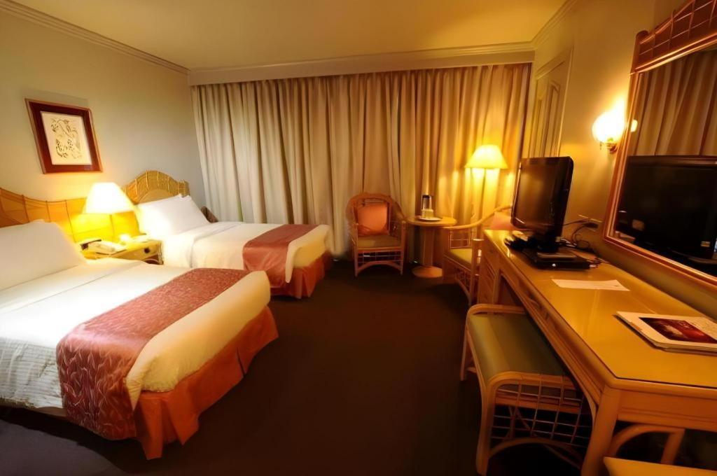 Casa Leticia Boutique Hotel Davao Екстер'єр фото